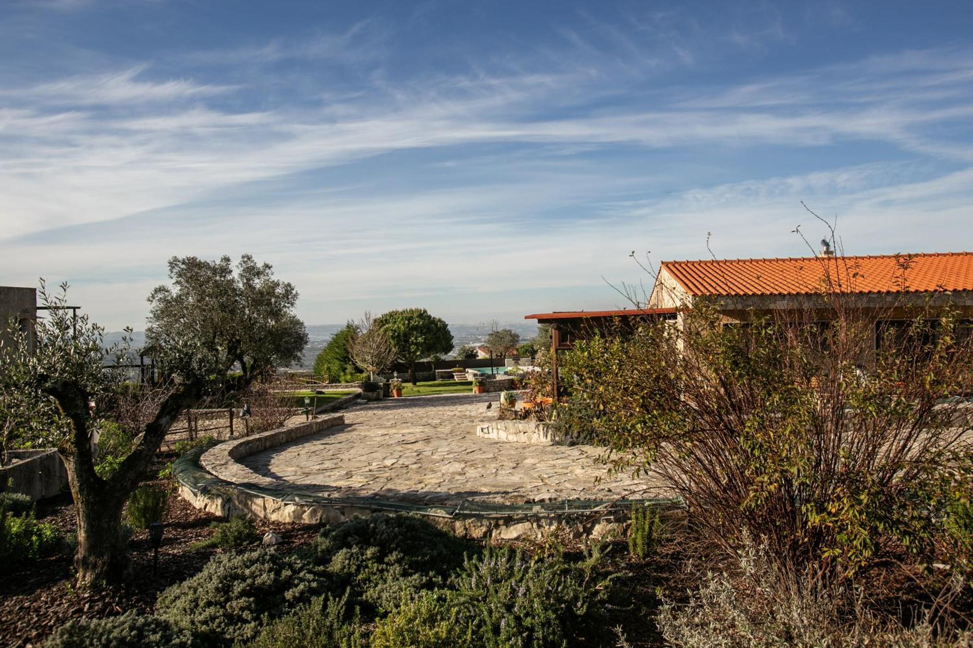 Casas Da Gralha Bed & Breakfast Turquel Exterior photo