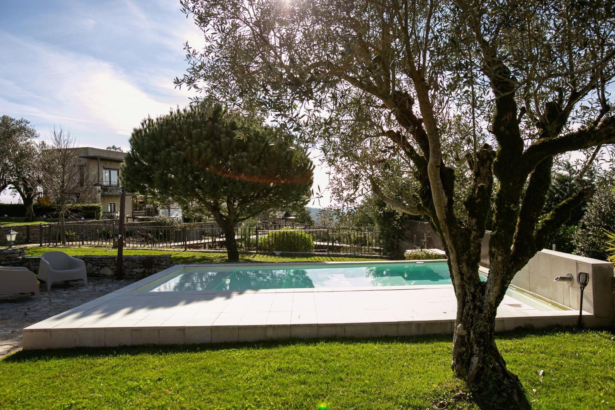 Casas Da Gralha Bed & Breakfast Turquel Exterior photo